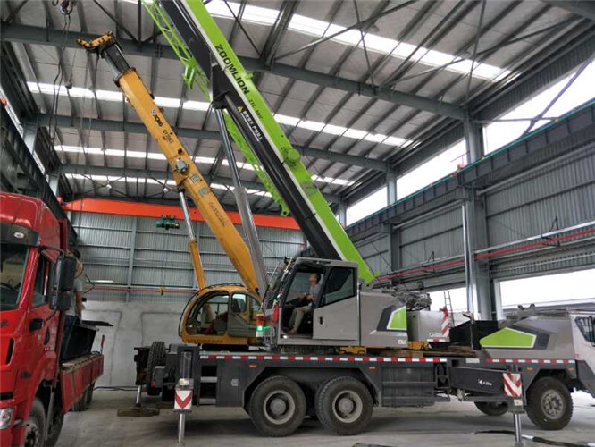 丰南区高空车出租需要注意哪些安全事项？